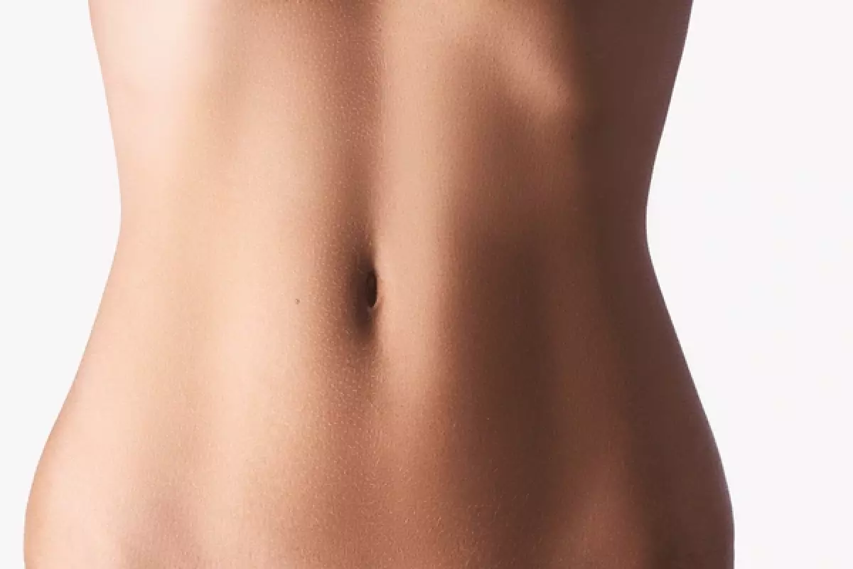 Fettabsaugung am Bauch